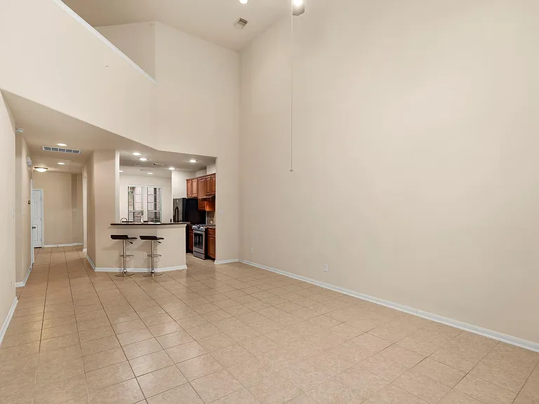 1146 Glenwood Canyon Ln — Photo 12
