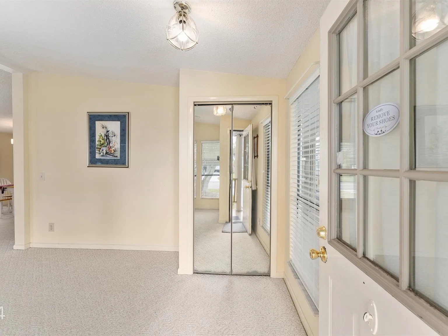 717 Tangerine Dr — Photo 3