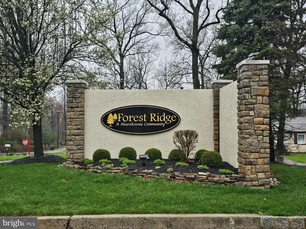 200 Evodia Cir APT 203, Warrington, PA 18976