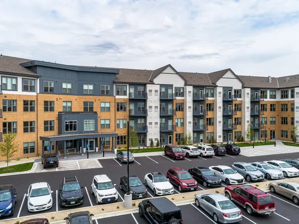 Brighton Oaks, 617 8th Ave NW #306, Saint Paul, MN 55112