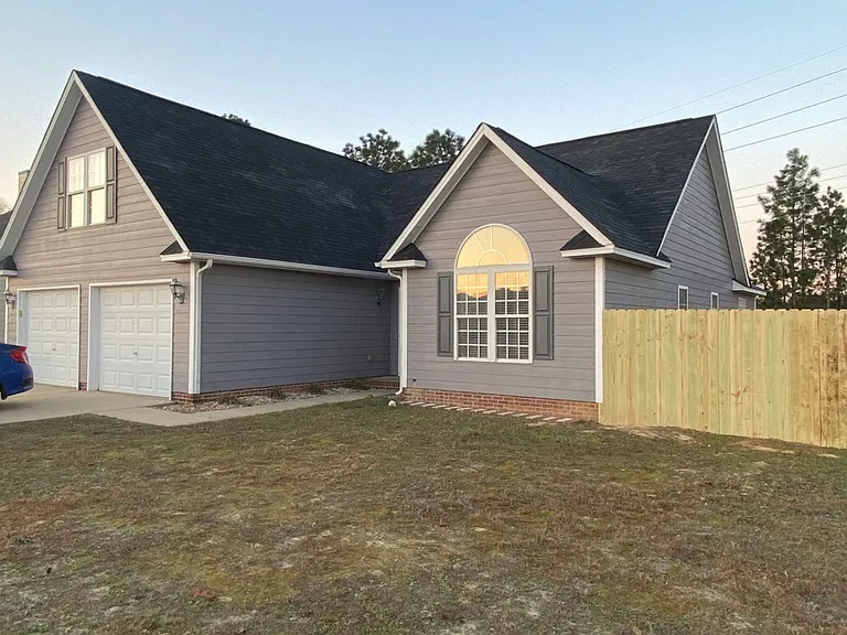 1047 Gatesville Dr — Photo 1