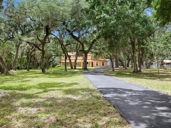 2014 67th Street Ct E, Bradenton, FL 34208