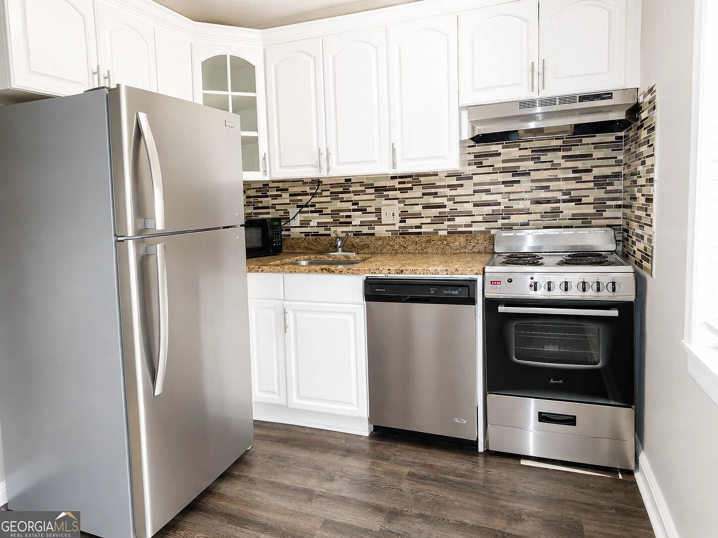 Studio, 1.0 bath, 500 sqft, $1,200 — Photo 4