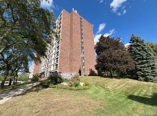 21800 Morley Ave APT 715, Dearborn, MI