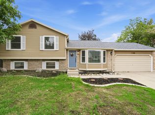 11308 S Hawkwood Dr, Sandy, UT 84094