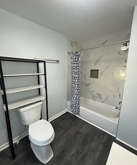 301 Maple St #ST2 — Photo 8