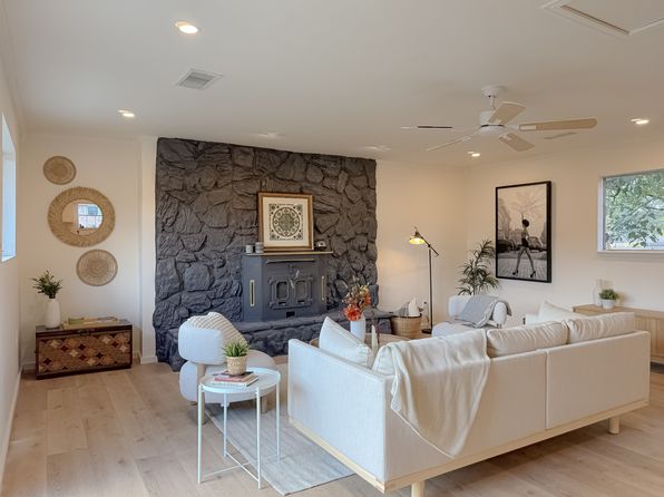 312 W Little Creek Rd