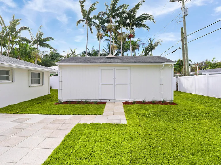 1600 Venus Ave — Photo 25