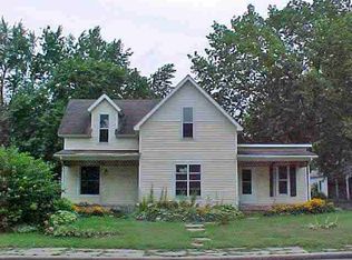 507 W Walnut St, Nappanee, IN 46550