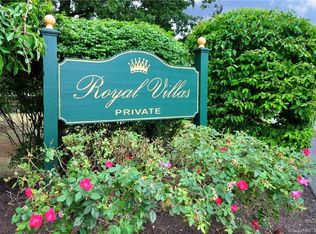 245 Hampton Ct UNIT 245, Newington, CT 06111