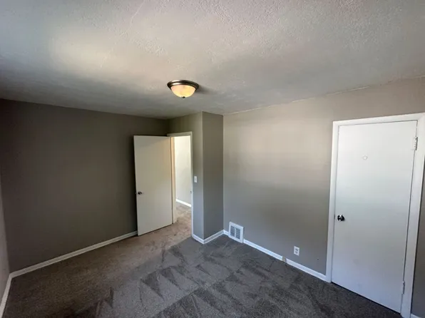 5641-5643 N 61st St. (Duplex), 5641 N 61st St #5641, Milwaukee, WI 53218