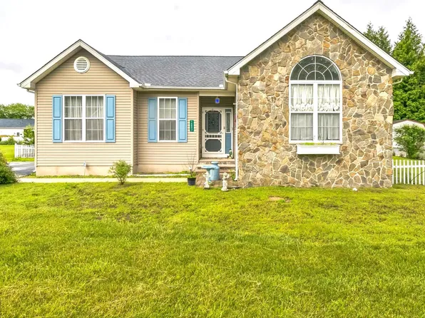 16897 Randor Dr, Milton, DE 19968