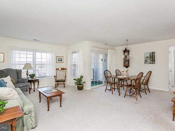 2nd image of 8 Rumford Dr Unit 203