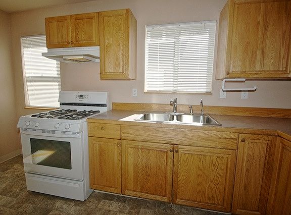 Sunny Kitchen