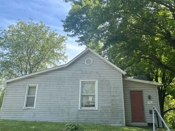 920 Cleveland Ave, Danville, IL 61832