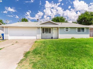 935 E Gladys Ave, Hermiston, OR 97838