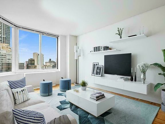3rd image of 10 Liberty St APT 44E