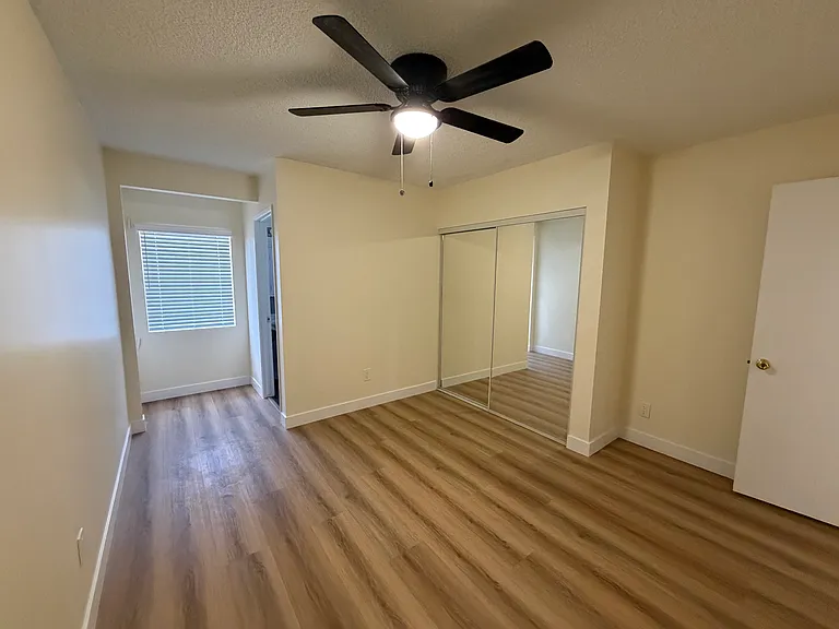 11608 Painter Ave — Photo 5