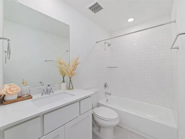 24711 Hibiscus Garden Way — Photo 37