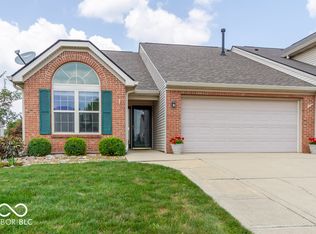1248 Blakely Dr, Greenwood, IN