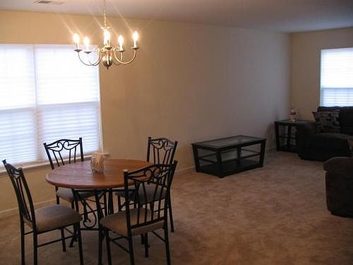 4th image of 110 Congaree Downs Ln