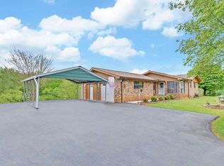 1660 Hendrix Rd, Murphy, NC 28906