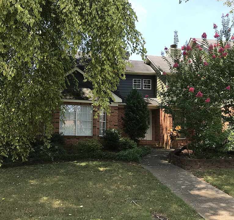 2nd image of 2753 Wynterhall Rd SE