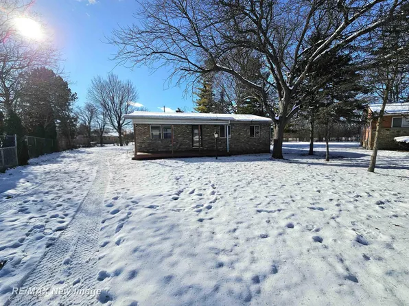 7 Weymouth Ct, Saginaw, MI 48601