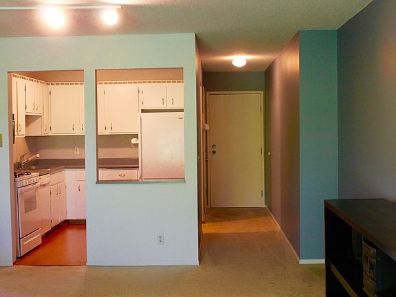 4th image of 11160 Anderson Lakes Pkwy APT 309
