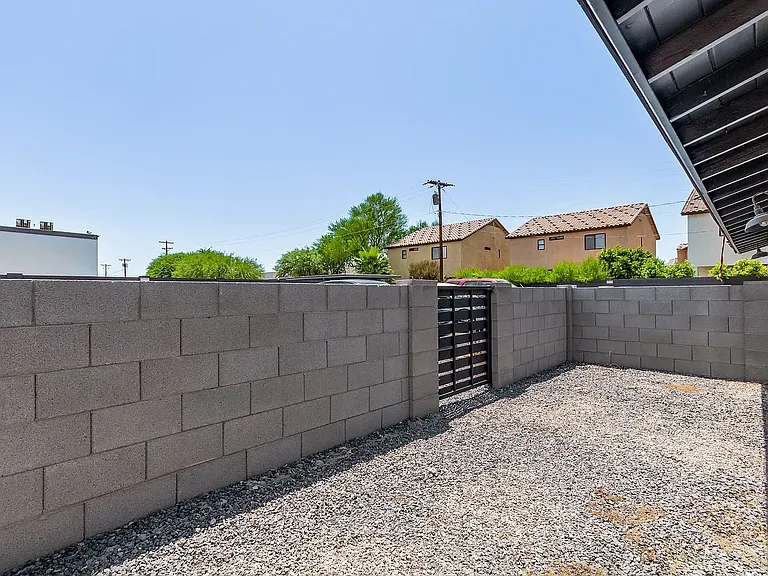 3405 E Pinchot Ave #4 — Photo 5