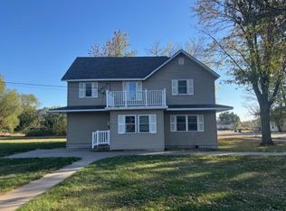 304 S 2nd St, Royalton, MN 56373