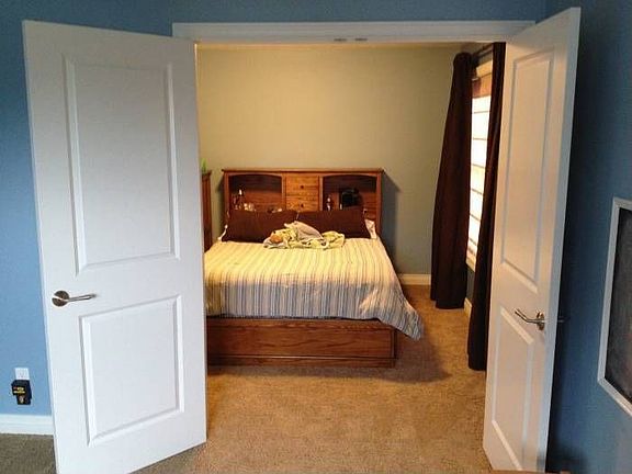 Bedroom with game rm