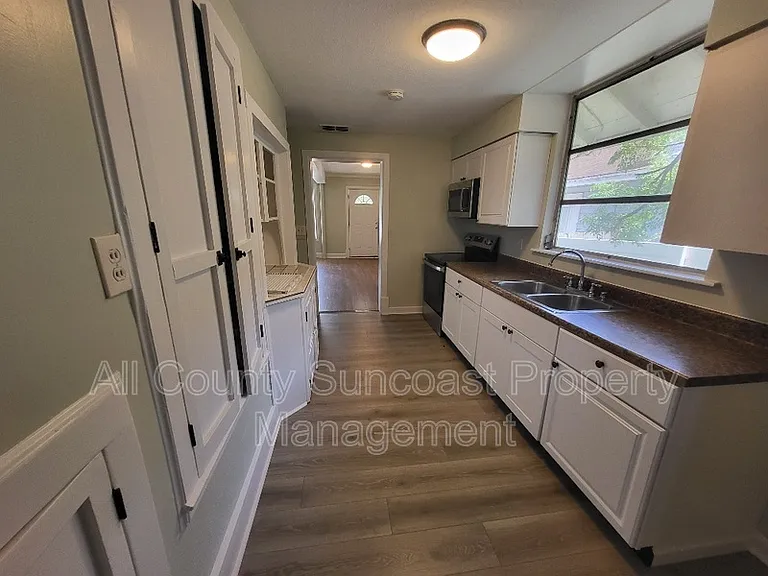 905 Lotus Path — Photo 3