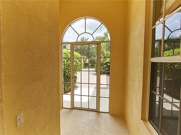 2nd image of 5840 Ferrara Dr