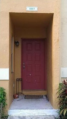 1st image of 4013 NW 90th Ave #4013