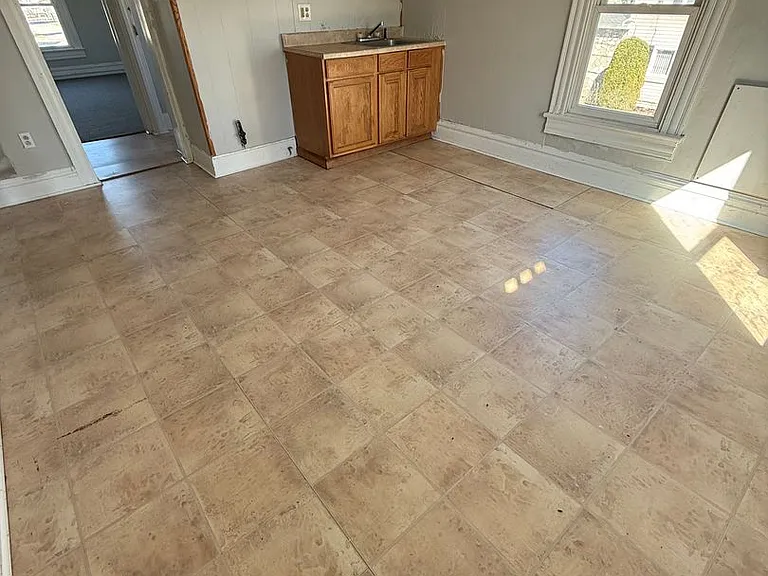 1001 Caldwell Ave — Photo 3