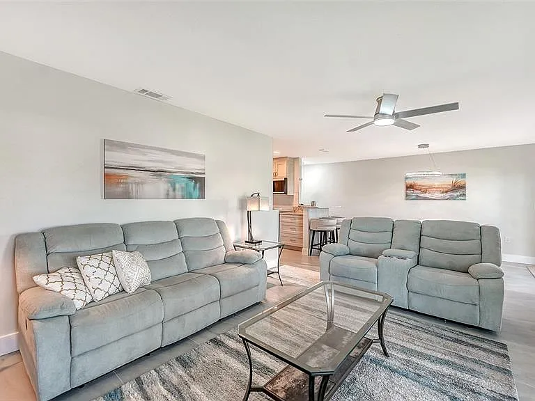 131 Whispering Sands Cir #V-33 — Photo 13