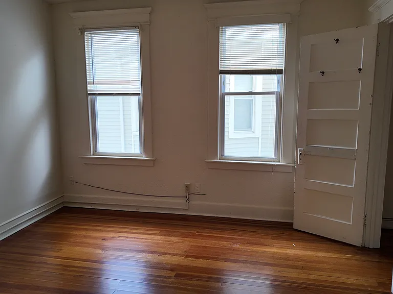 85 Thomas St #2 — Photo 8