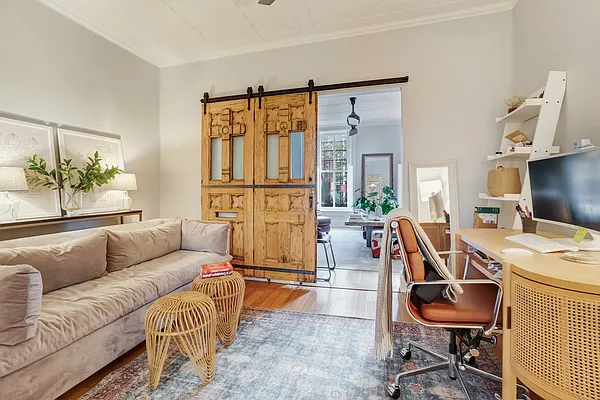 Rented by Twyford Real Estate | media 21