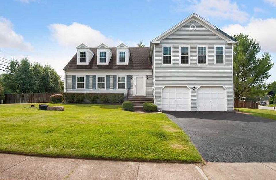 1st image of 5601 Rocky Run Dr