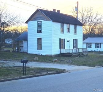 805 W 3rd St, Salem, MO, 65560