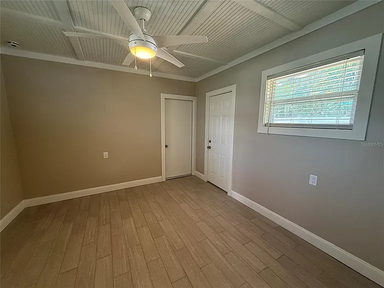 3200 W De Bazan Ave — Photo 34