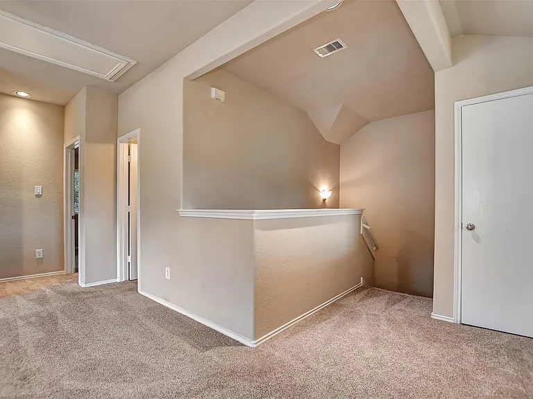 11426 Noble Ct — Photo 29