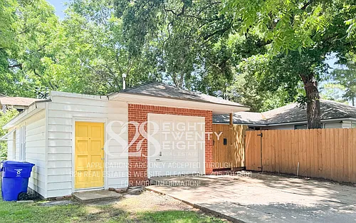 241 Emelyn St Photo 1