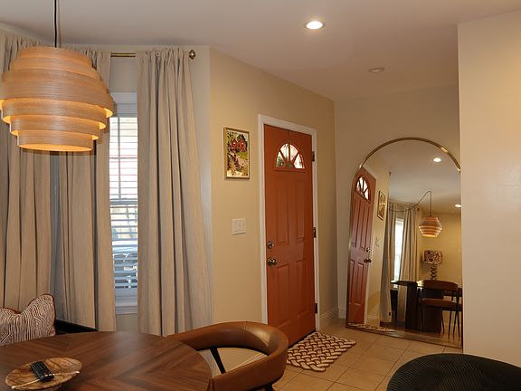 4th image of 150 Norwell St Floor 1