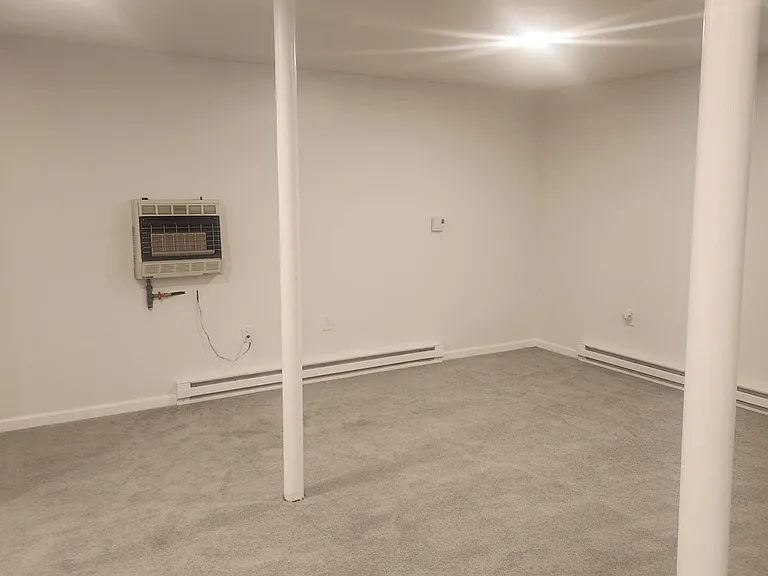 101 Arbutus Ct — Photo 20