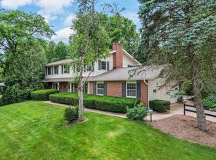 3202 Grandview Blvd, Madison, WI 53713