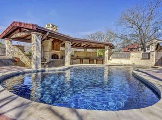 909 E Highway St, Fredericksburg, TX 78624