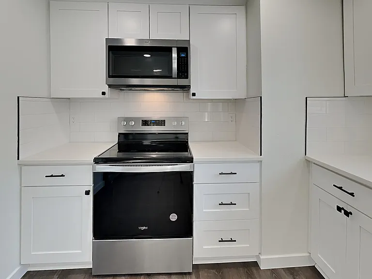 20710 SW Jay St — Photo 6
