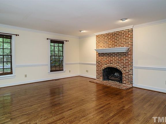 4th image of 4603 Rollingwood Dr